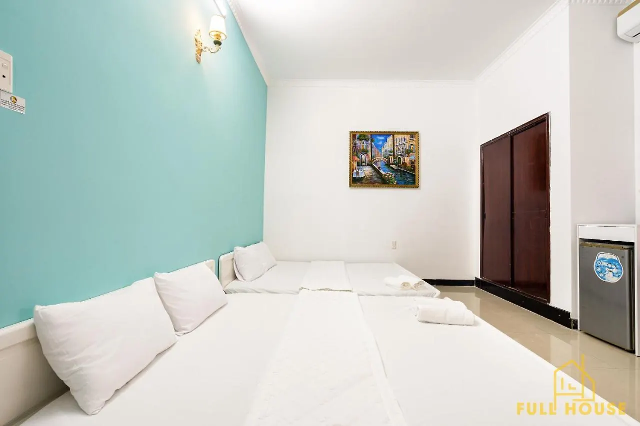 Full House Vung Tau Hotel Bai Sau 0*,  Vietnam